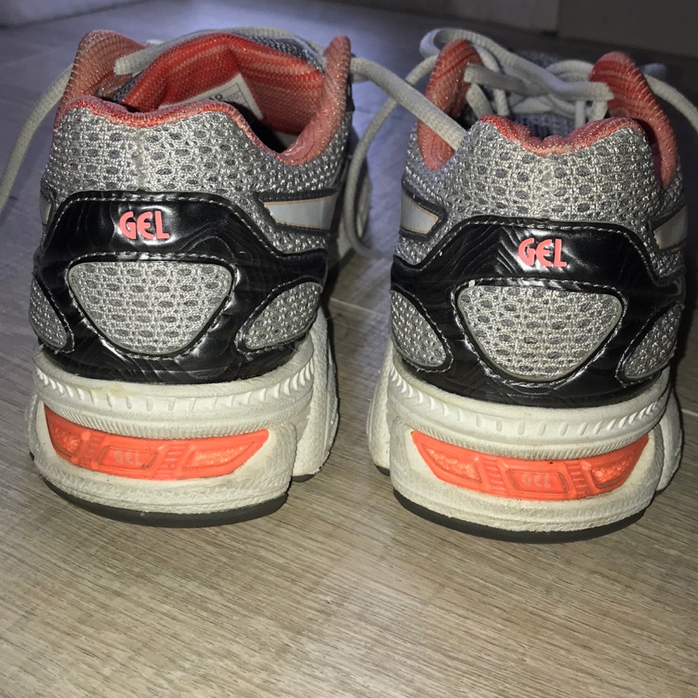 ASICS Gel Enchanced Ultra 4